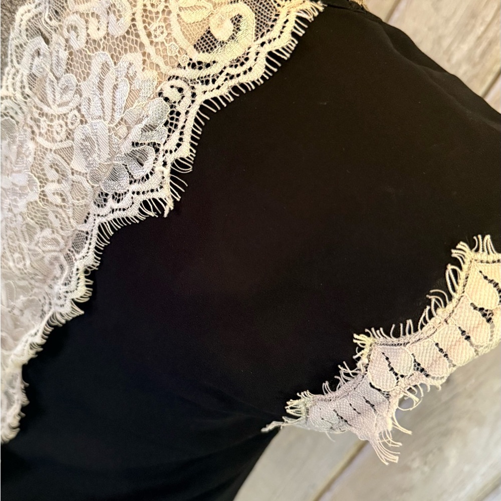 Heart Soul Elegant Black Women's Top - Picture 6 of 8